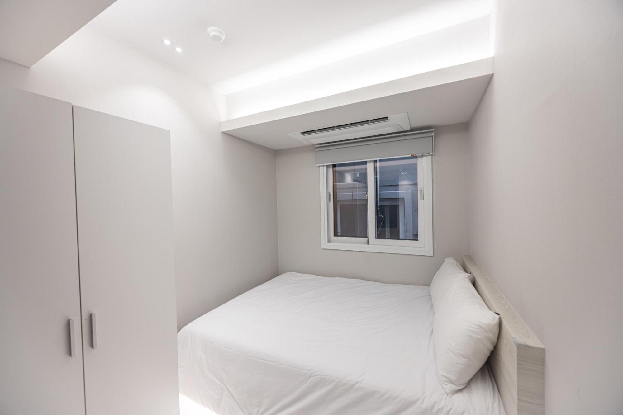Guesthouse Dear Moon Busan Exterior photo