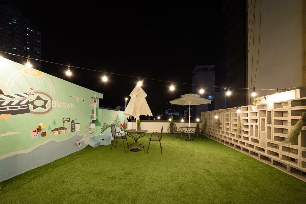 Guesthouse Dear Moon Busan Exterior photo